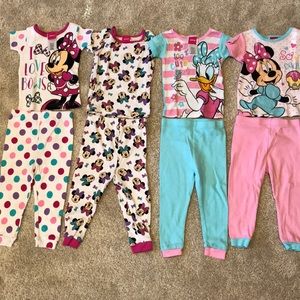 Disney 2T pajama bundle